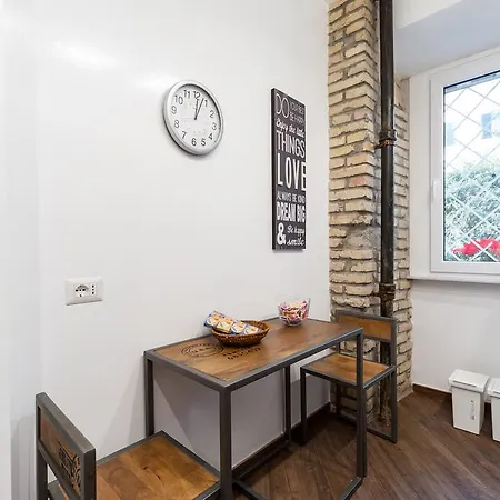 La Rosa Dei Quattro Venti Apartment Rome